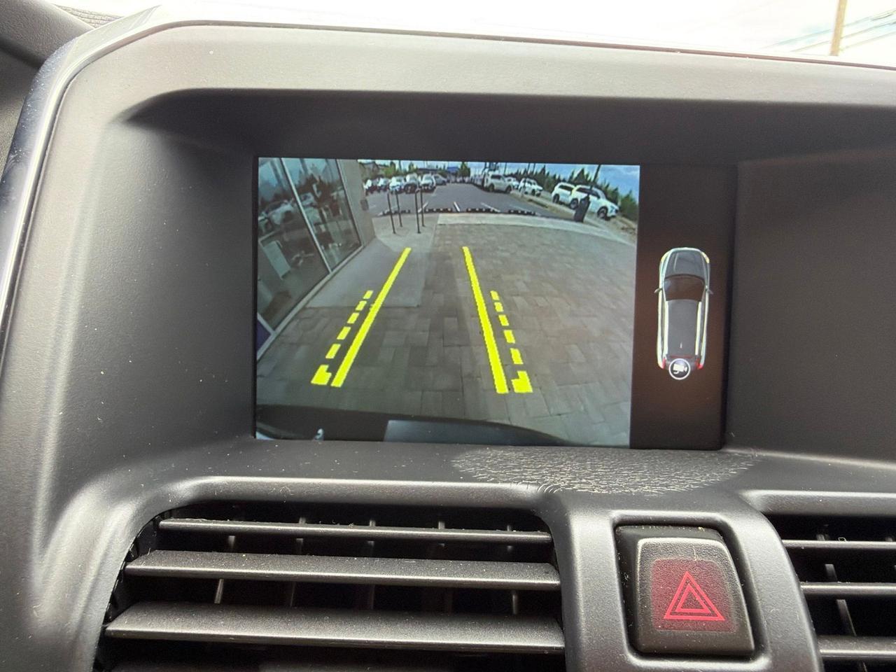 2015 Volvo XC60 T5 Bend OR