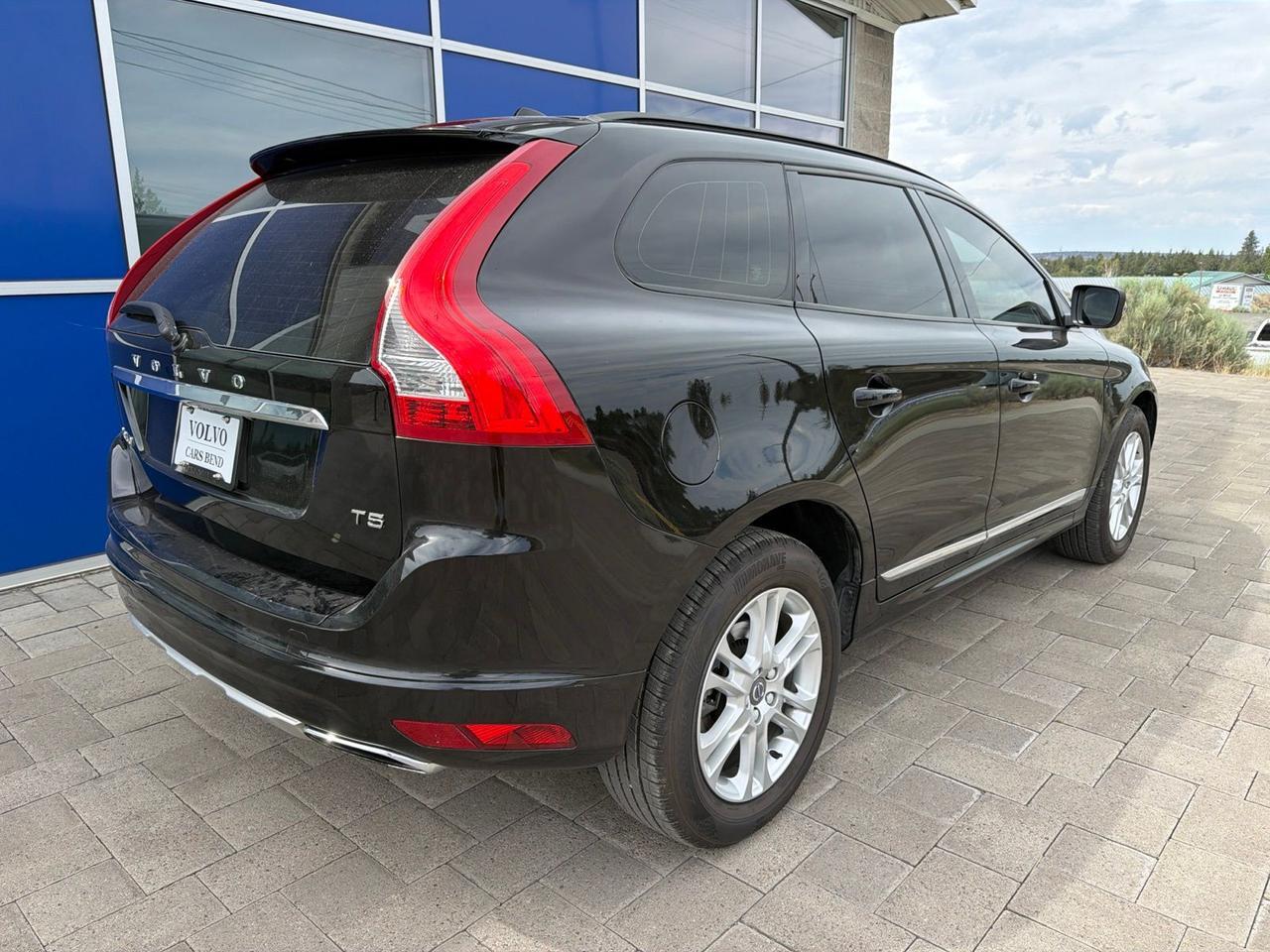 2015 Volvo XC60 T5 Bend OR