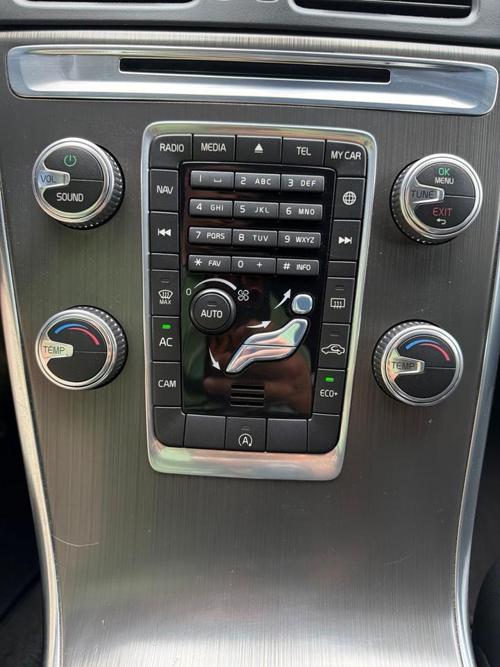 2015 Volvo XC60 T5 Bend OR