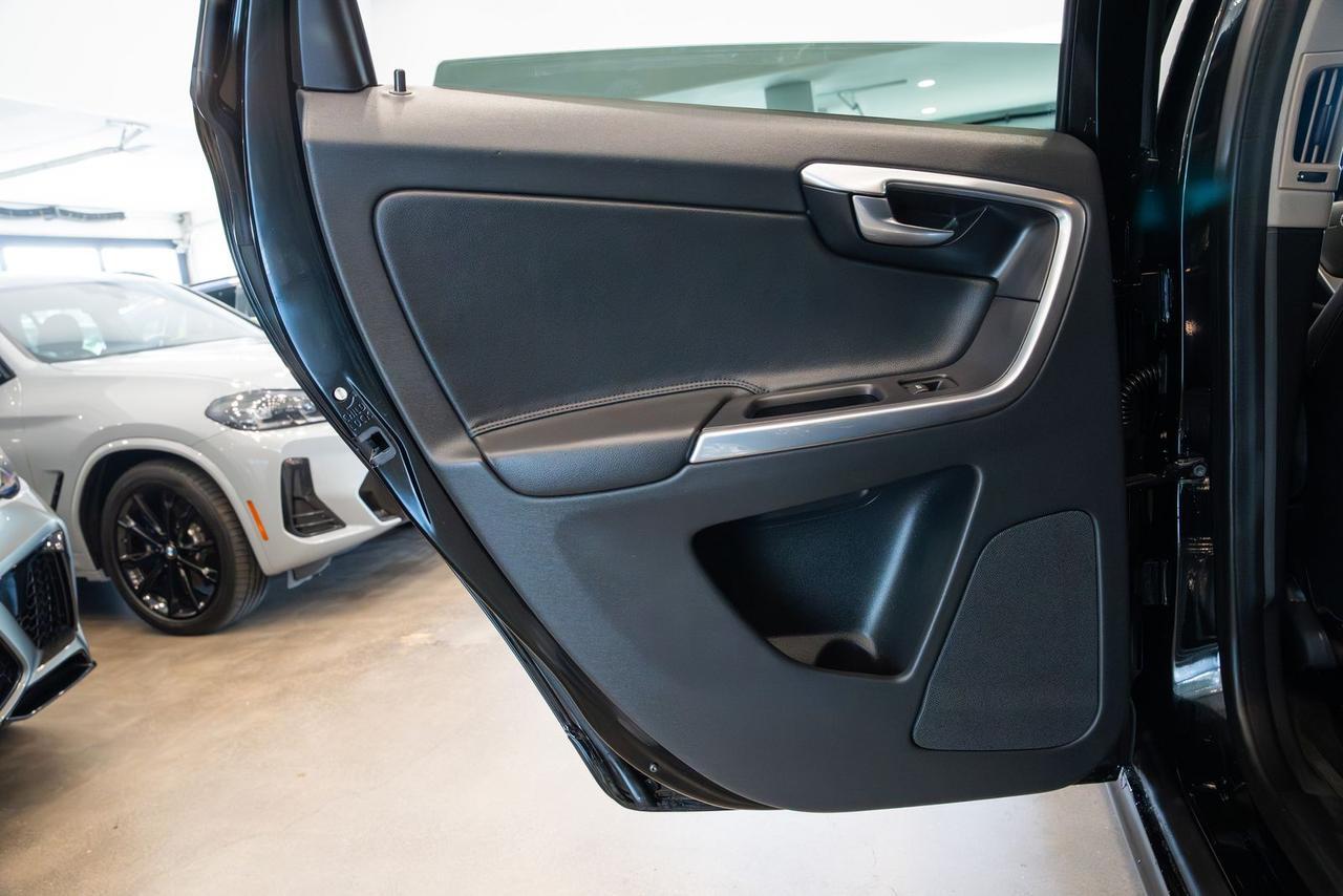 2015 Volvo XC60 T5 Premier Gladstone OR