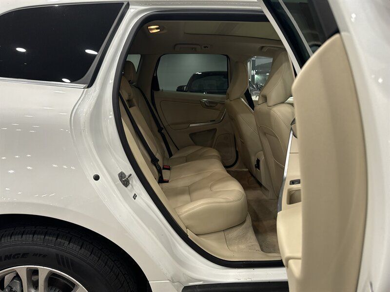 2015 Volvo XC60 T5 Premier Gladstone OR