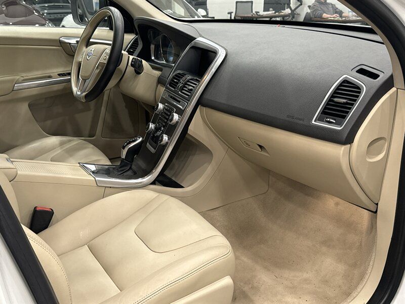 2015 Volvo XC60 T5 Premier Gladstone OR