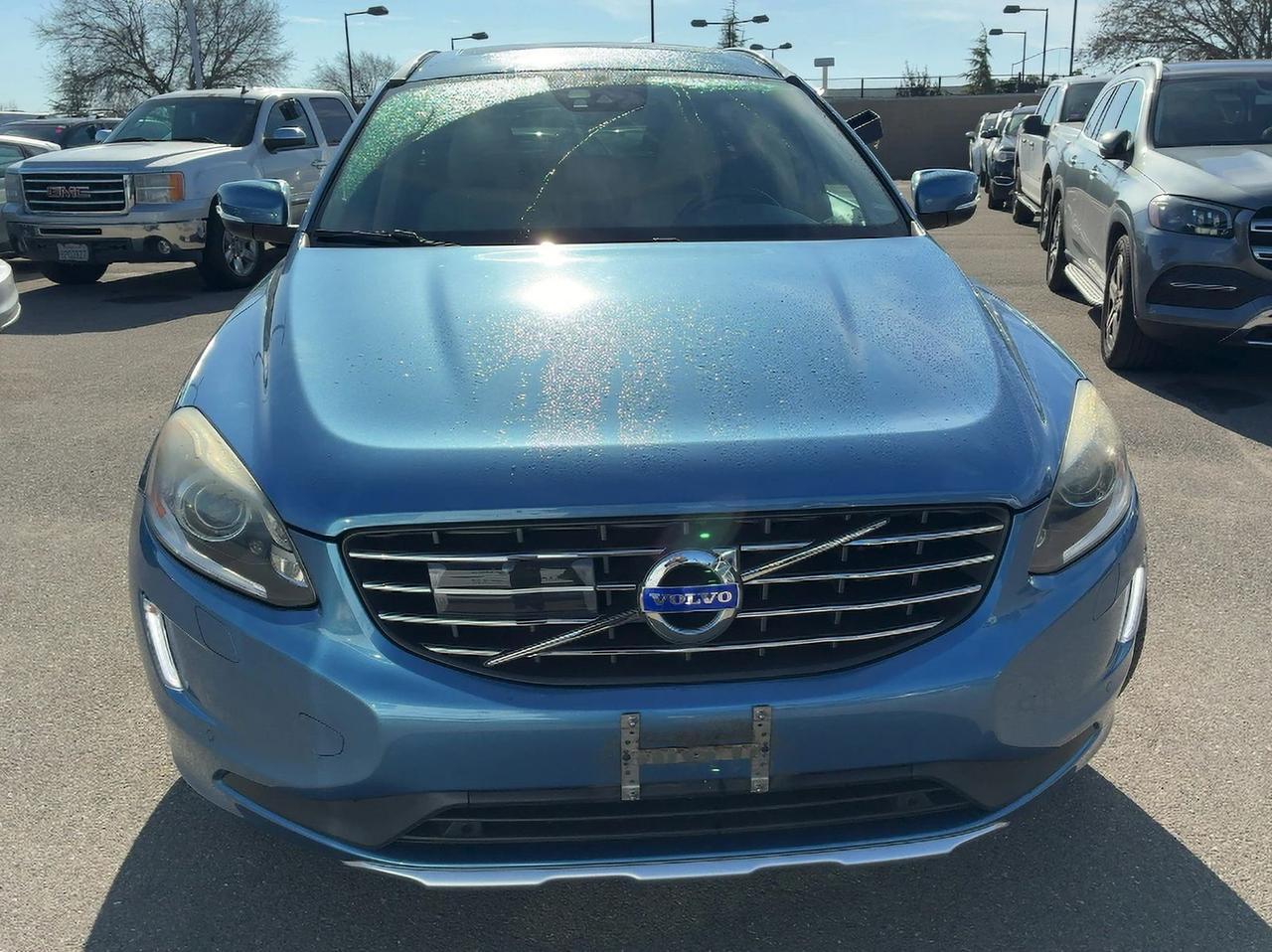 2015 Volvo XC60 T6 Platinum