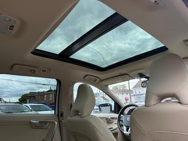 2015 Volvo XC60 T6 Platinum Whitehall PA