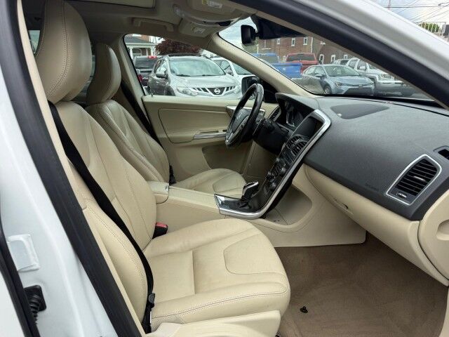 2015 Volvo XC60 T6 Platinum Whitehall PA