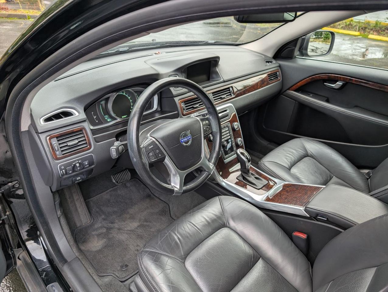 2015 Volvo XC70 T6 AWD Premier | 300hp, High Performance Audio, Moon Roof, Leather Heated Seats Portland OR