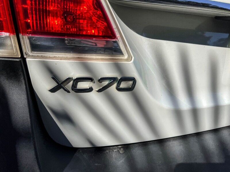 2015 Volvo XC70 T6 Premier Plus Wilmington NC