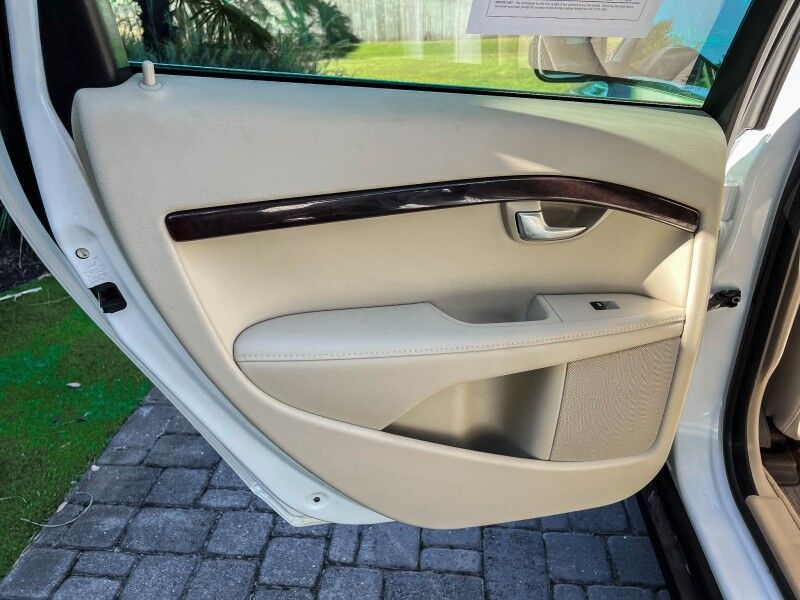 2015 Volvo XC70 T6 Premier Plus Wilmington NC