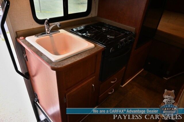 2015 Winnebago Minnie Winnie M-22R Anchorage AK