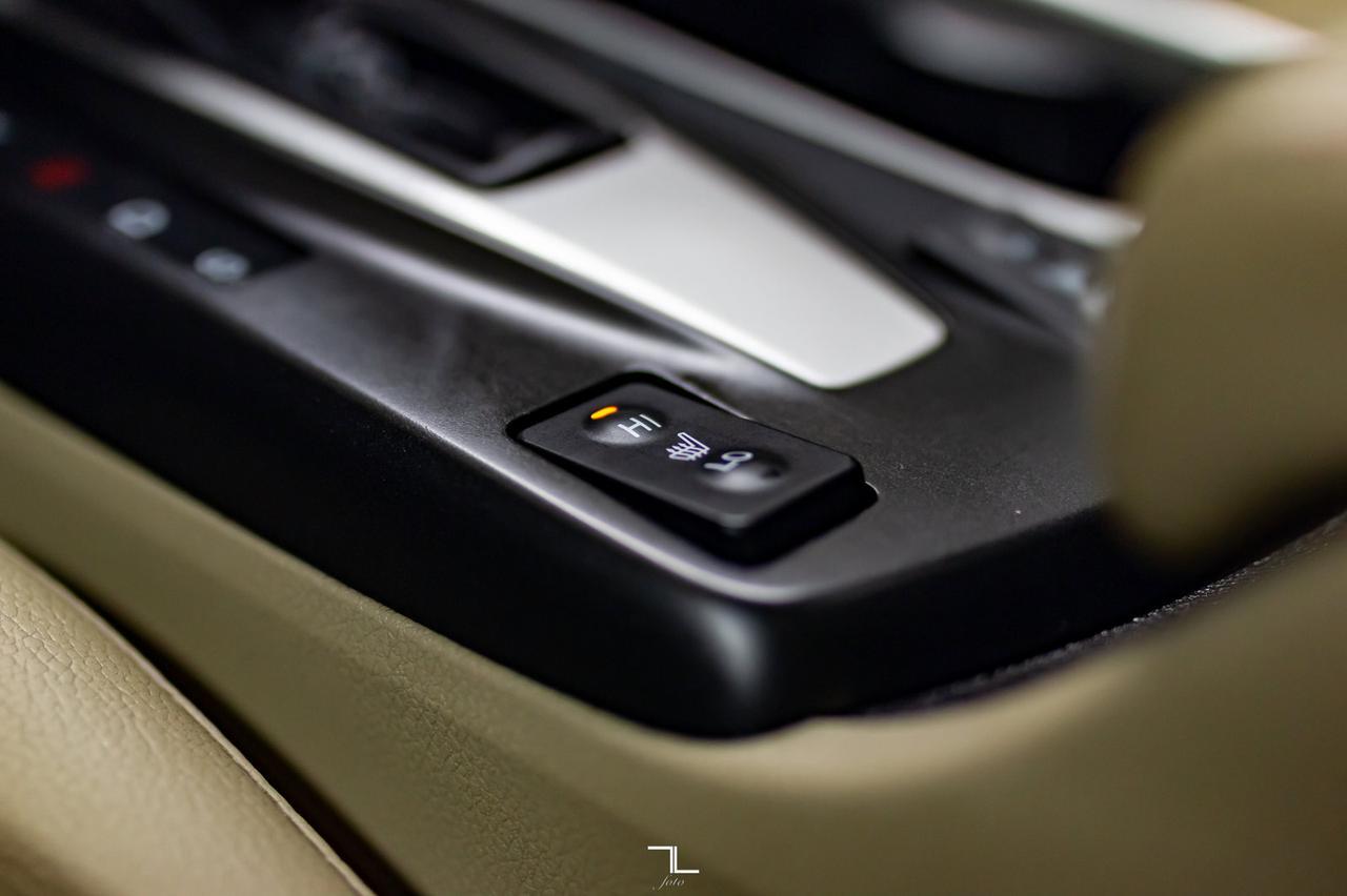 2016 Acura RDX AWD Tech Pkg Leather Roof Nav BCam Red Deer AB