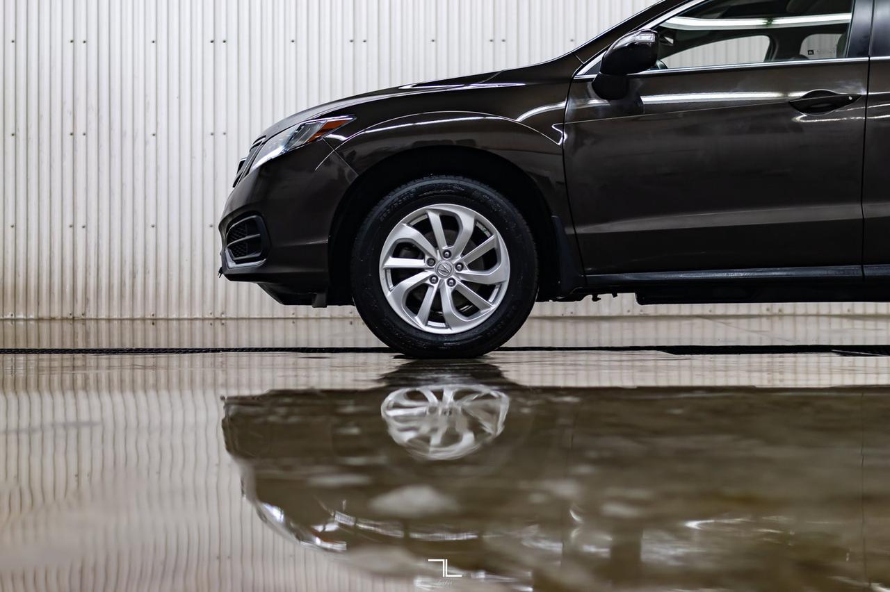 2016 Acura RDX AWD Tech Pkg Leather Roof Nav BCam Red Deer AB