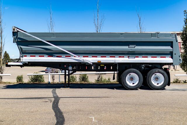 2016 Arne's T/A Dump Trailer Red Deer AB