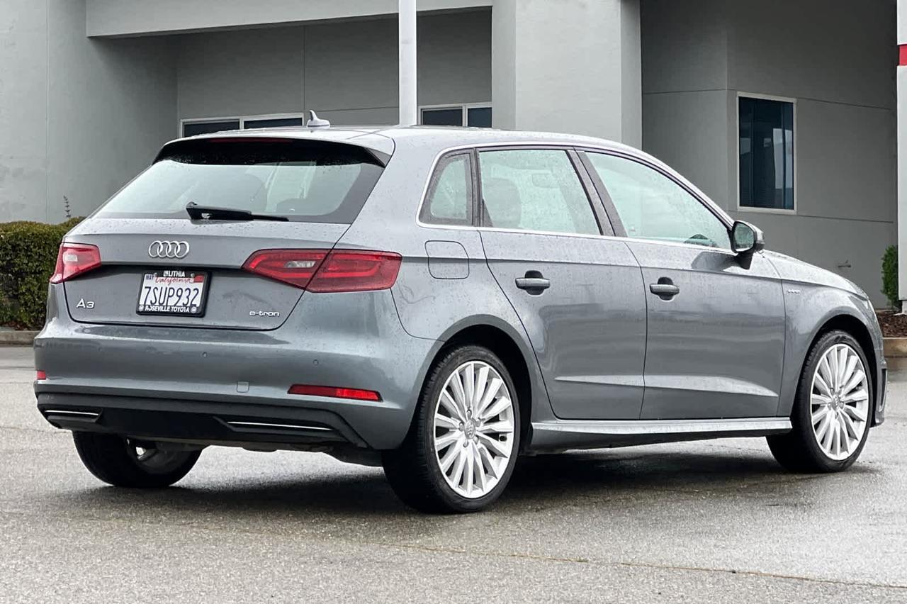 2016 Audi A3 e-tron Premium Plus