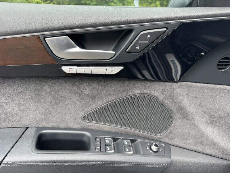 2016 Audi A8 L 4.0T Sport Willow Grove PA