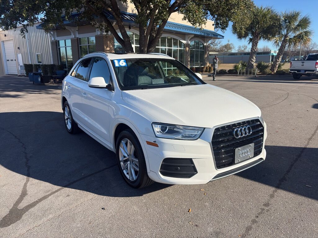 2016 Audi Q3 Premium Plus