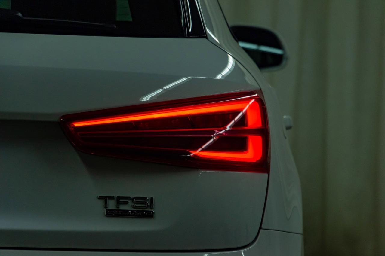 2016 Audi Q3 Quattro Komfort Leather Roof Red Deer AB