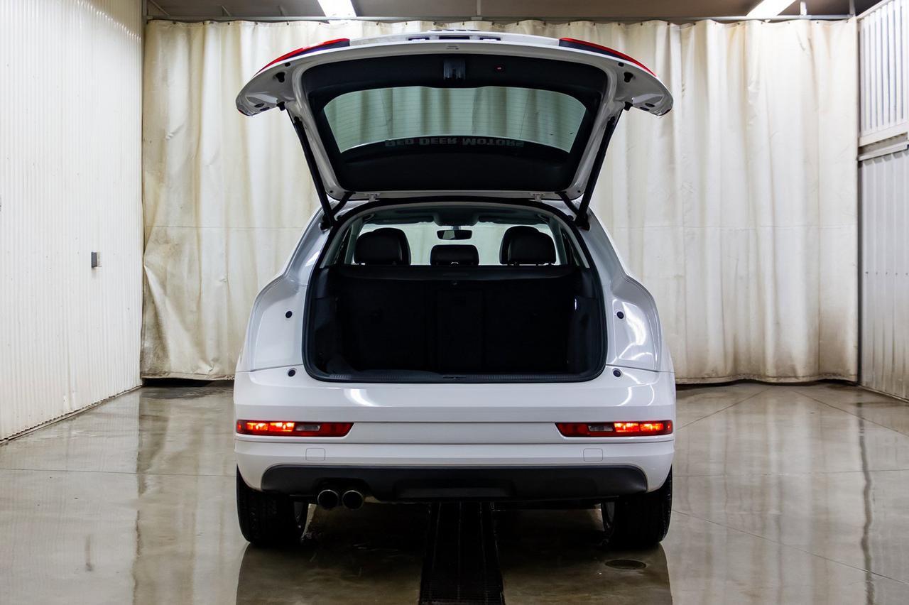 2016 Audi Q3 Quattro Komfort Leather Roof Red Deer AB