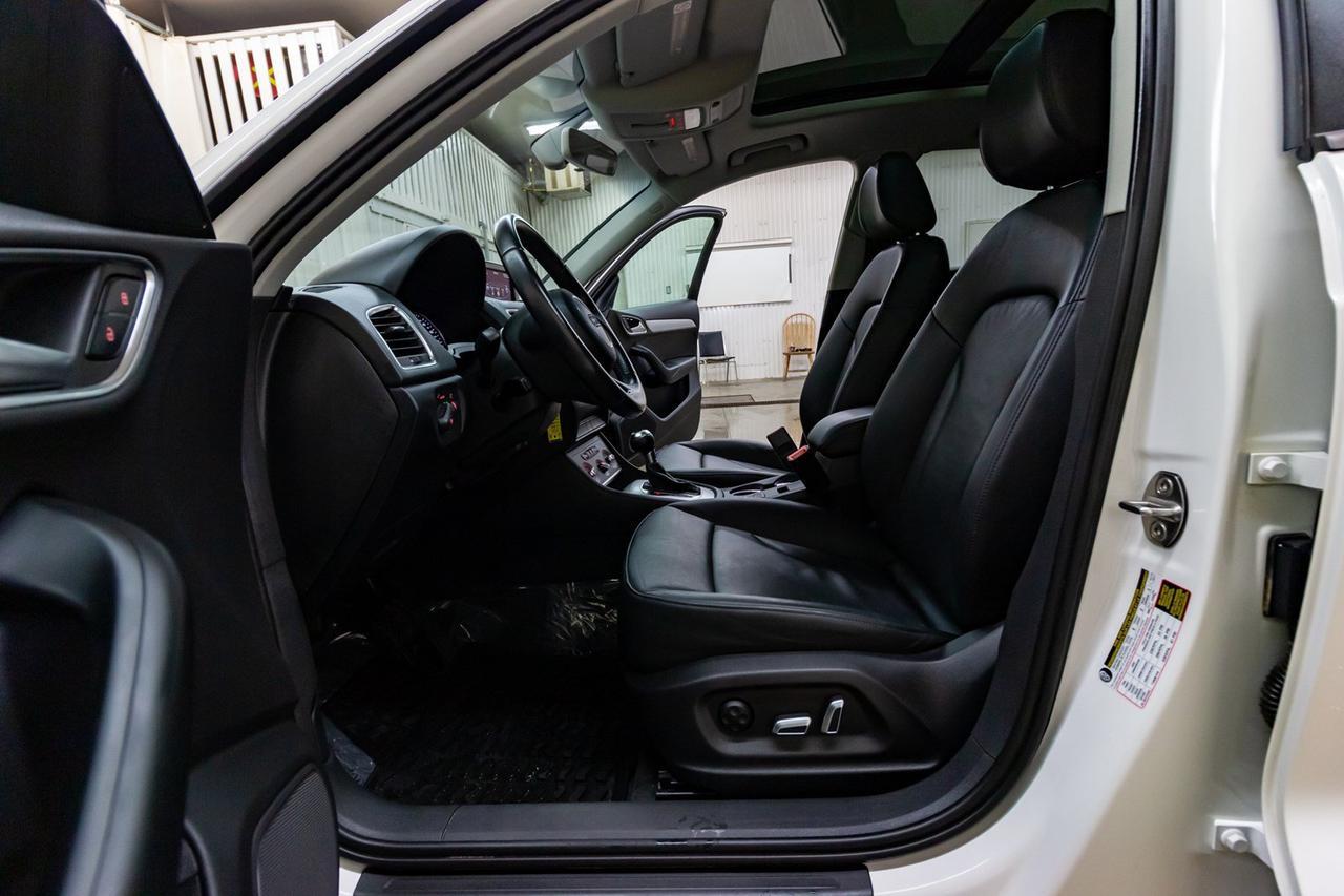 2016 Audi Q3 Quattro Komfort Leather Roof Red Deer AB