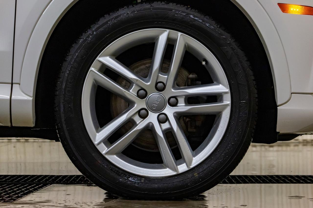 2016 Audi Q3 Quattro Komfort Leather Roof Red Deer AB