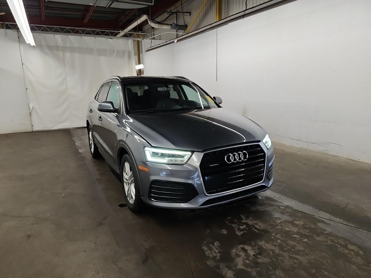 2016 Audi Q3 Technik | QUATTRO | PANORAMIC ROOF | BOSE SOUND | POWER AND HEATED SEATS | BACKUPCAM | NO ACCIDENT Toronto ON