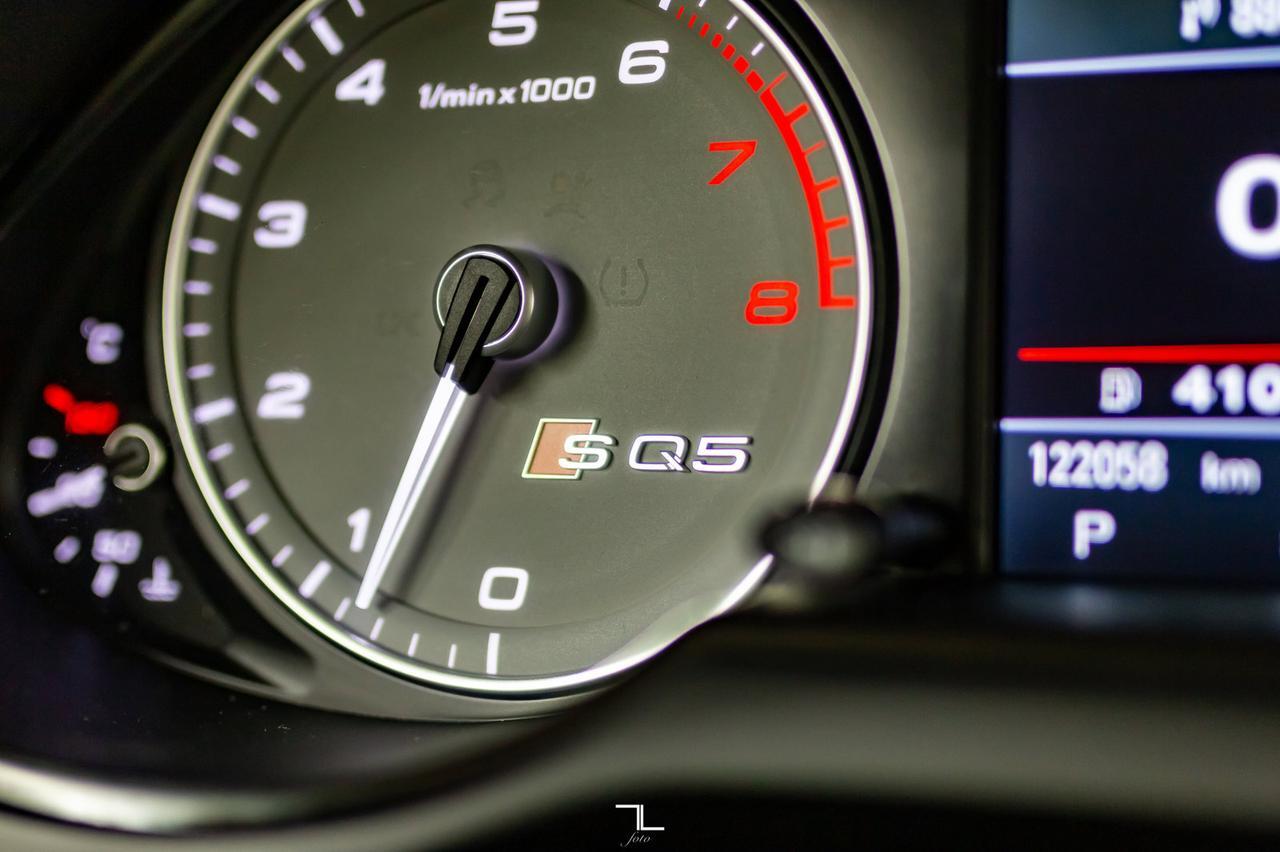 2016 Audi SQ5 Quattro Technik Leather Roof Nav BCam Red Deer AB