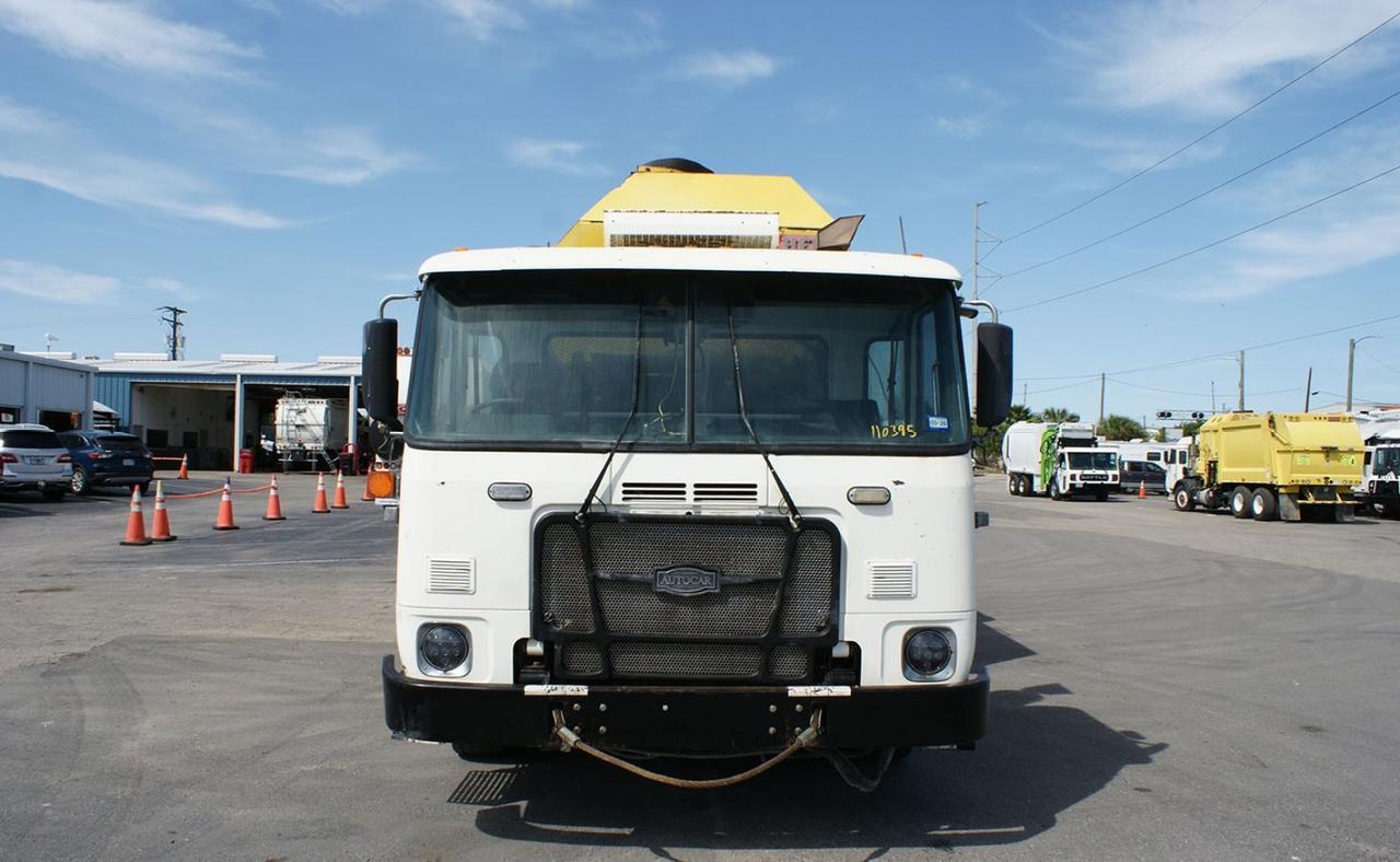 2016 Autocar ACX64 28-31 yard Heil Side Loader Garbage Truck