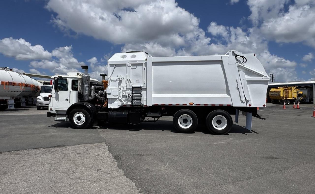 2016 Autocar ACX64 28 yard Heil Side Loader Garbage Truck Tampa FL