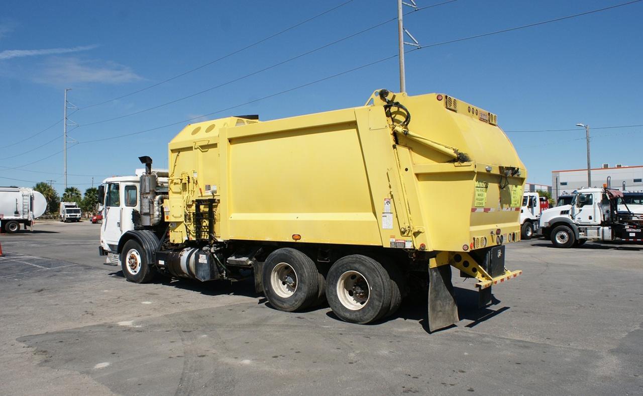 2016 Autocar ACX64 28 yard Heil Side Loader Garbage Truck Tampa FL