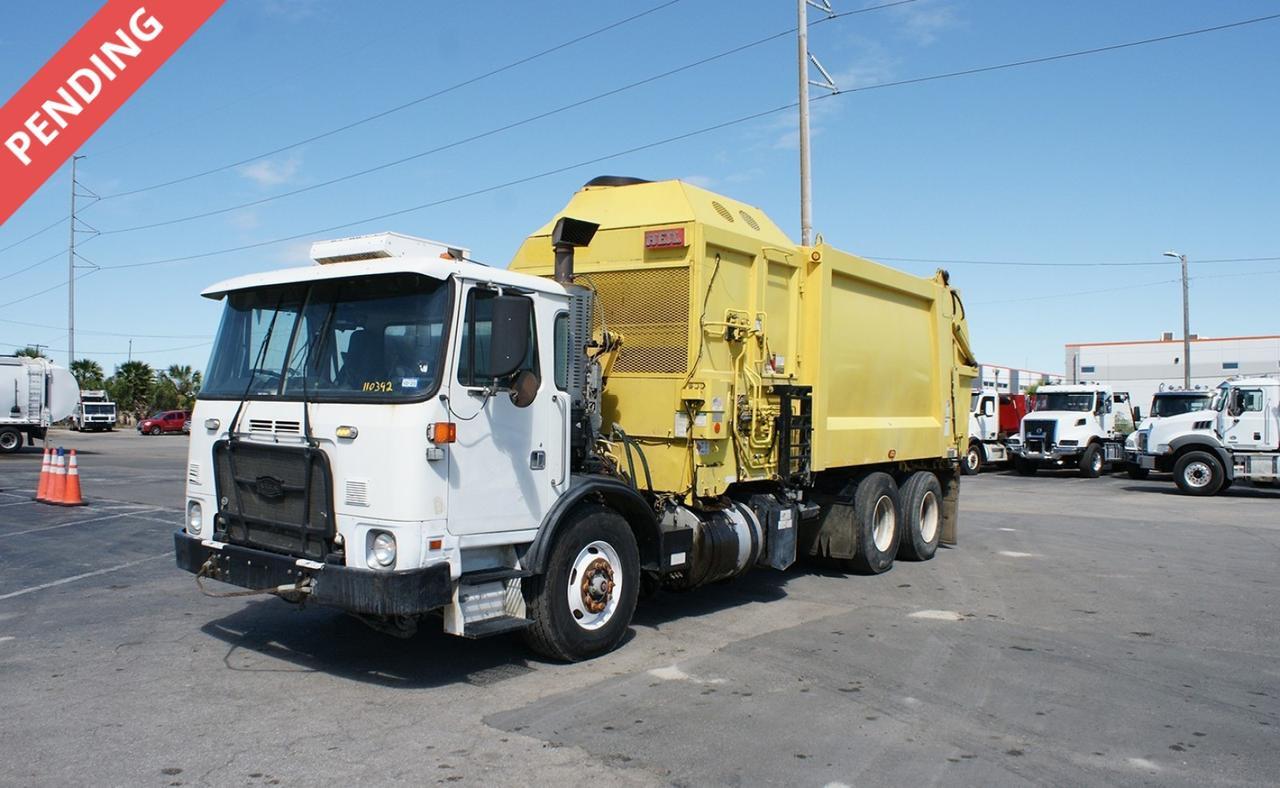 2016 Autocar ACX64 28 yard Heil Side Loader Garbage Truck