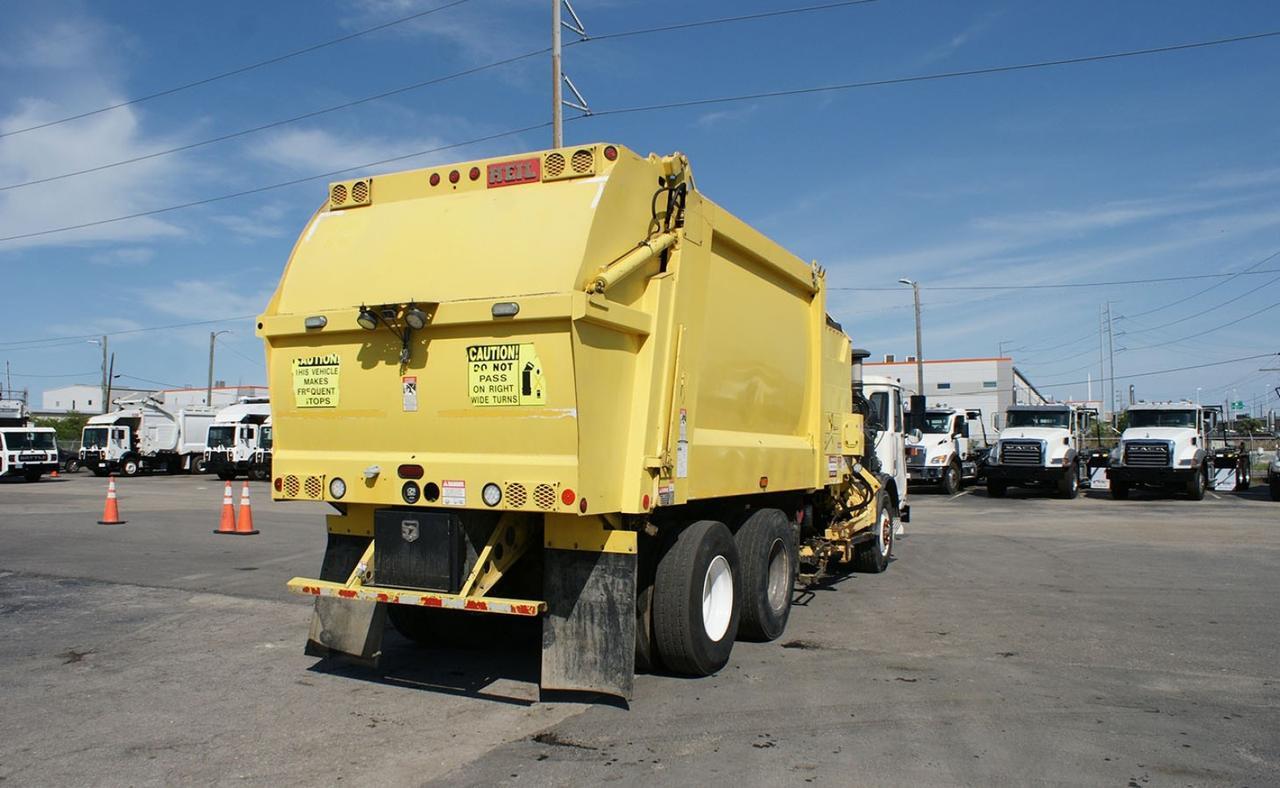 2016 Autocar ACX64 28 yard Heil Side Loader Garbage Truck