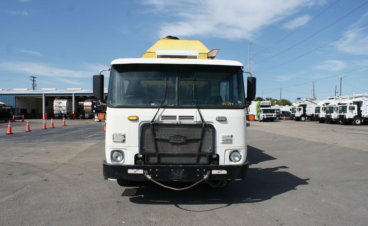 2016 Autocar ACX64 28 yard Heil Side Loader Garbage Truck Tampa FL
