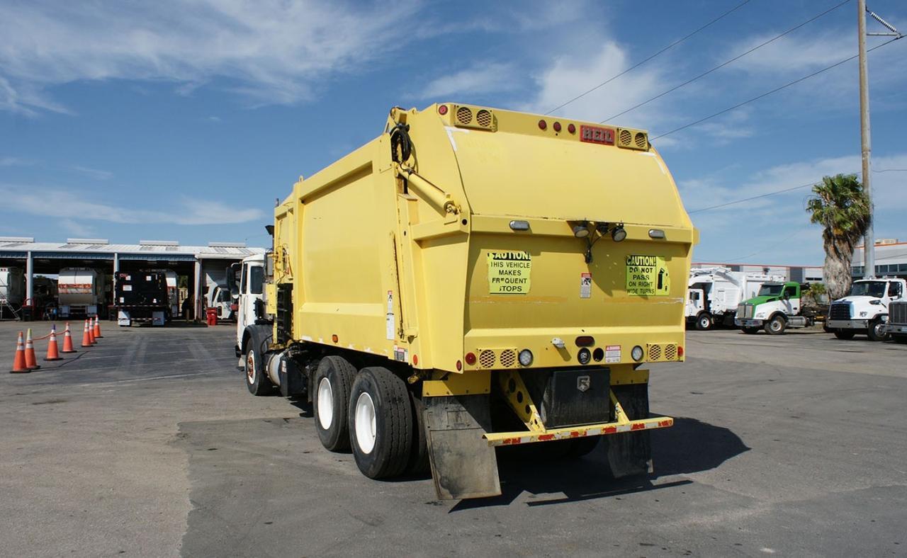 2016 Autocar ACX64 28 yard Heil Side Loader Garbage Truck Tampa FL