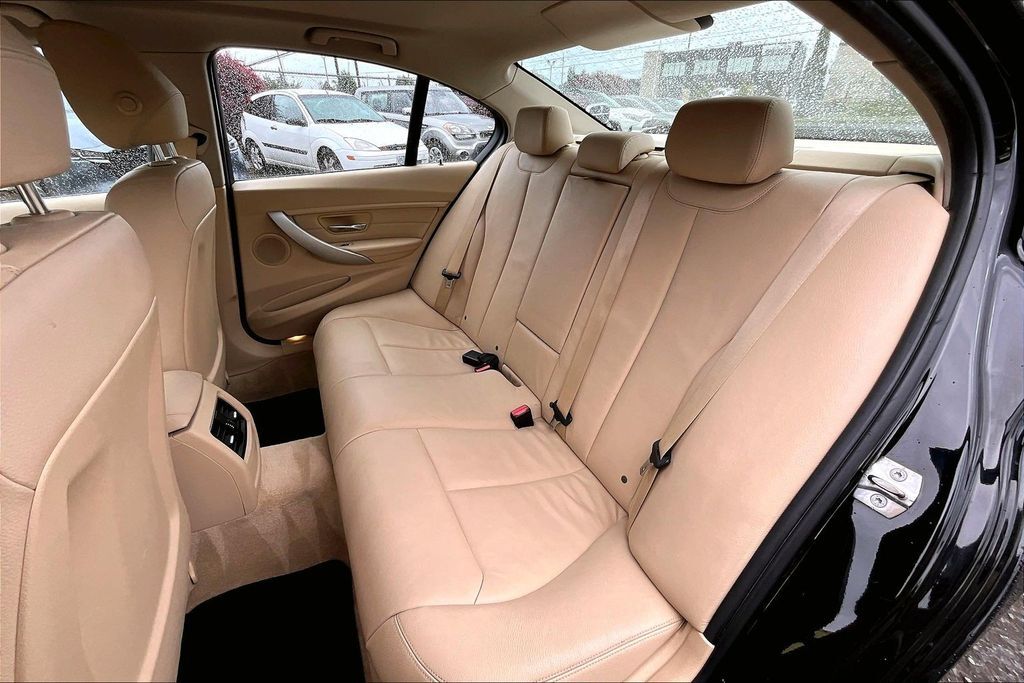 2016 BMW 3 Series 320i OR