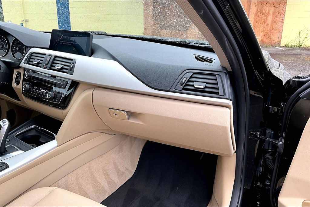 2016 BMW 3 Series 320i OR