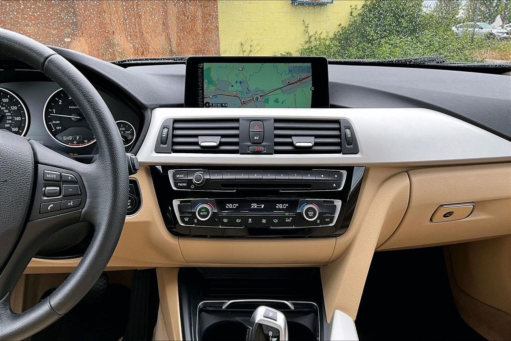 2016 BMW 3 Series 320i OR