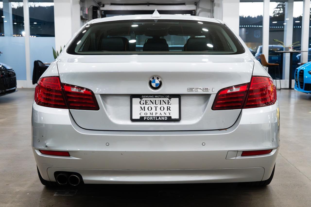 2016 BMW 5 Series 528i