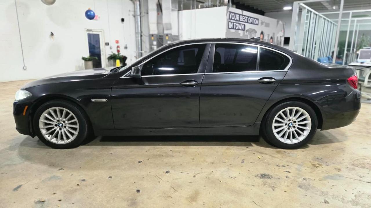 2016 BMW 5-Series 528i