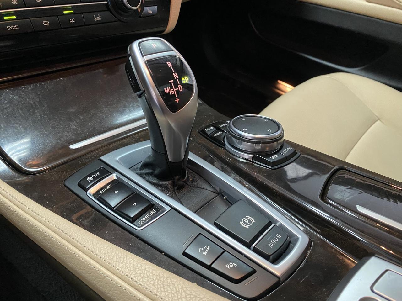 2016 BMW 5 Series 528i xDrive Richmond Hill NY