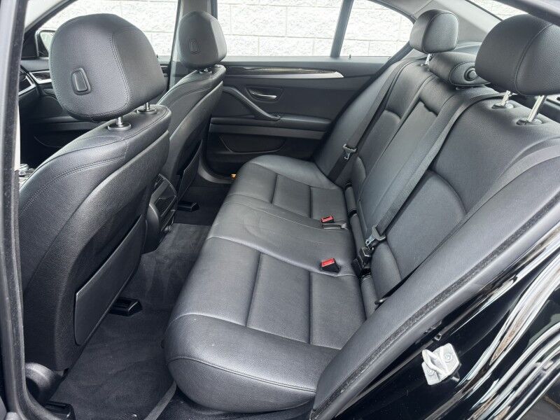 2016 BMW 5 Series 528i xDrive Willow Grove PA