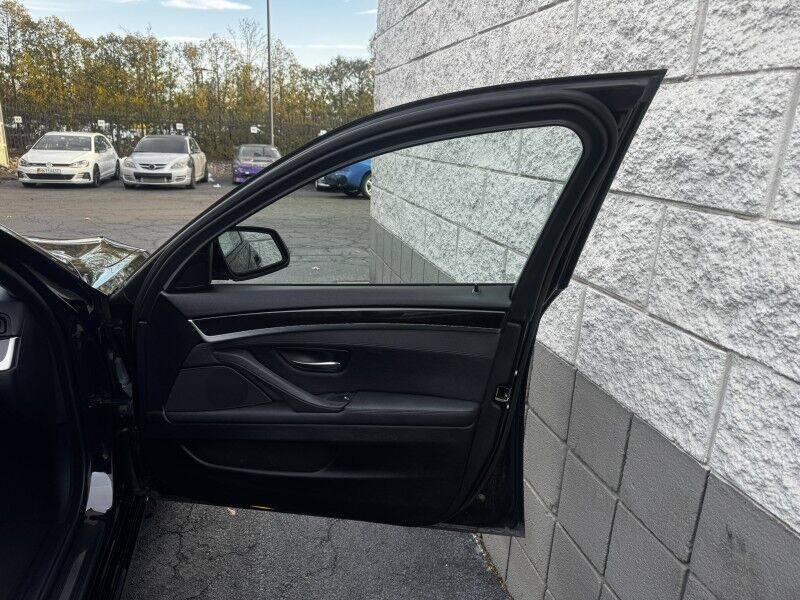 2016 BMW 5 Series 528i xDrive Willow Grove PA