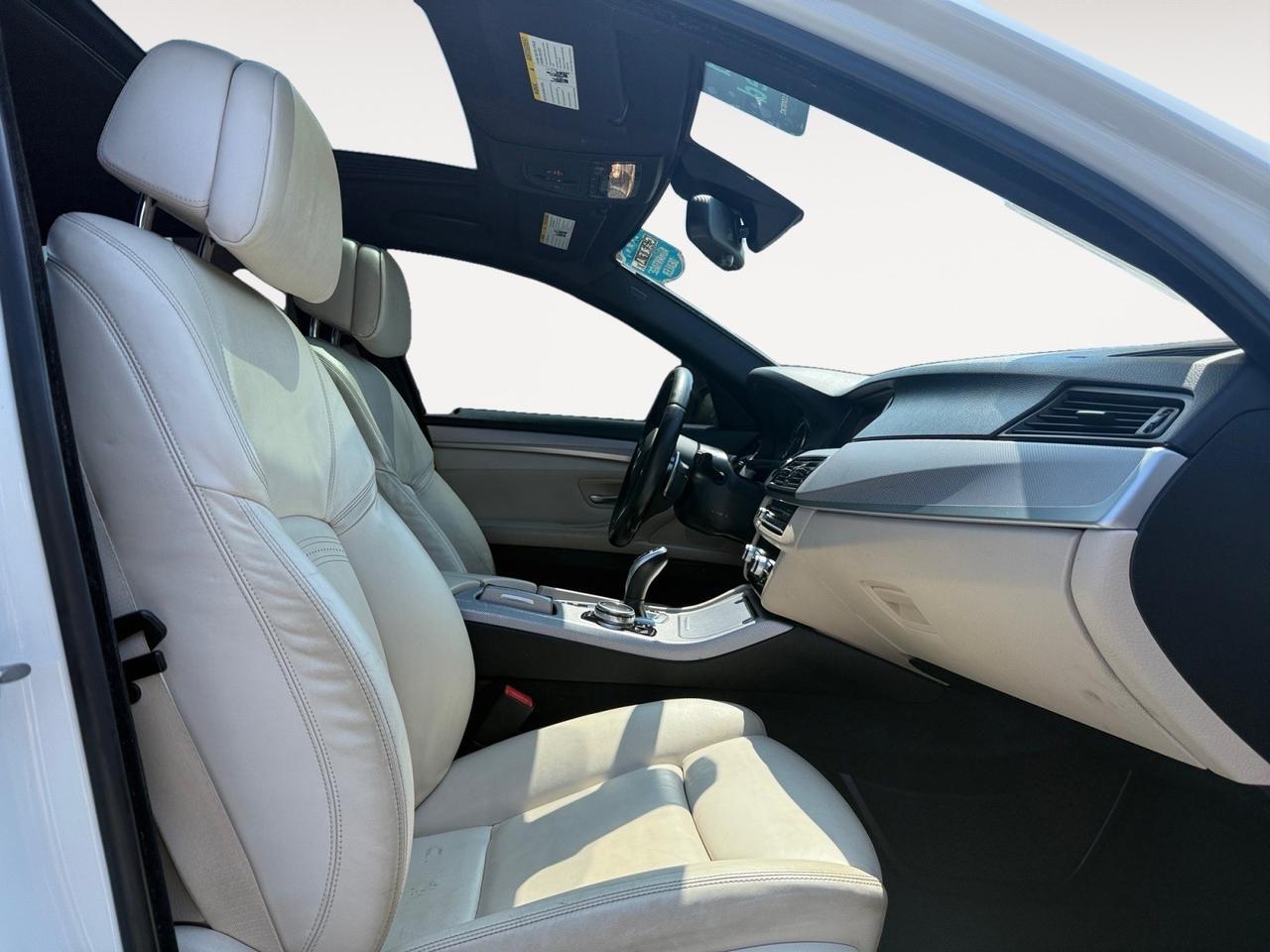 2016 BMW 5 Series 535i, HEATED SEATS, SUNROOF, MEMORY SEATS, POWER LIFTGATE, BLUETOOTH, BACKUP CAMERA, POWER MIRRORS, BLIND SPOT ALERT, NAVIGATION, LOW MILES! Norfolk VA