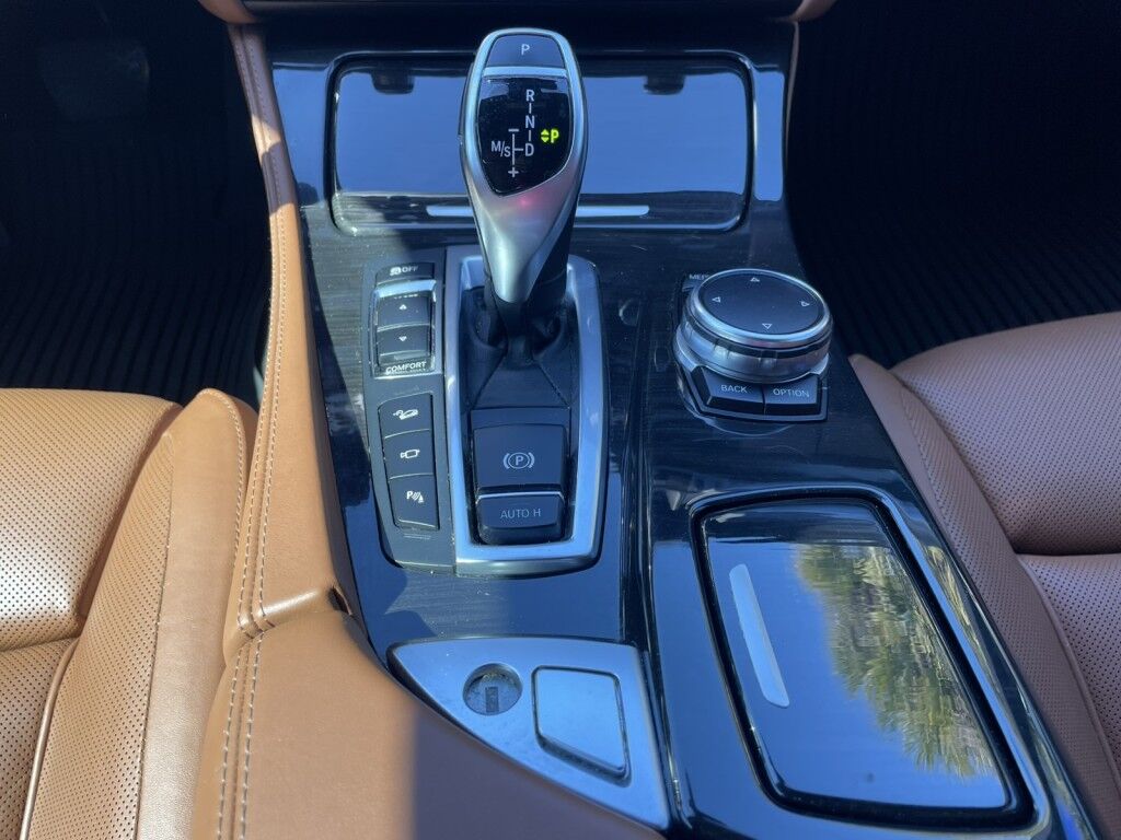 2016 BMW 5 Series 535i XDRIVE~SUNROOF~NAVIGATION~GREAT COLOR COMBO~ONLINE FINANCE Sarasota FL