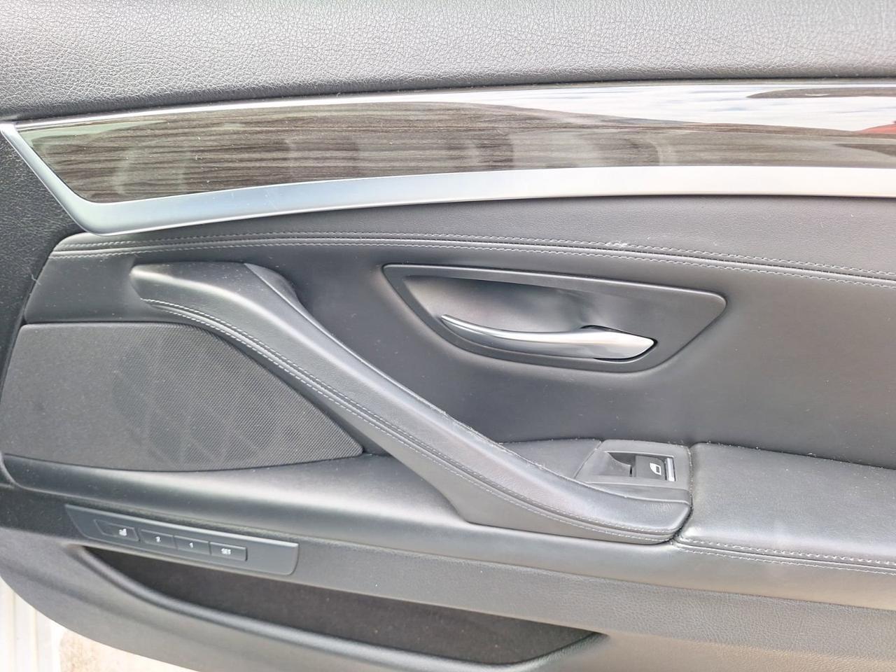 2016 BMW 5 Series 550i Hurst TX