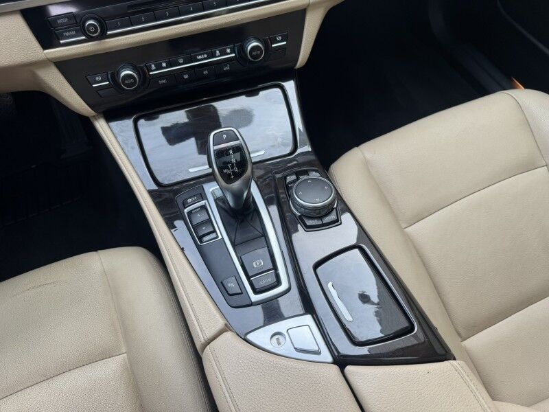 2016 BMW 528i 528i Willow Grove PA