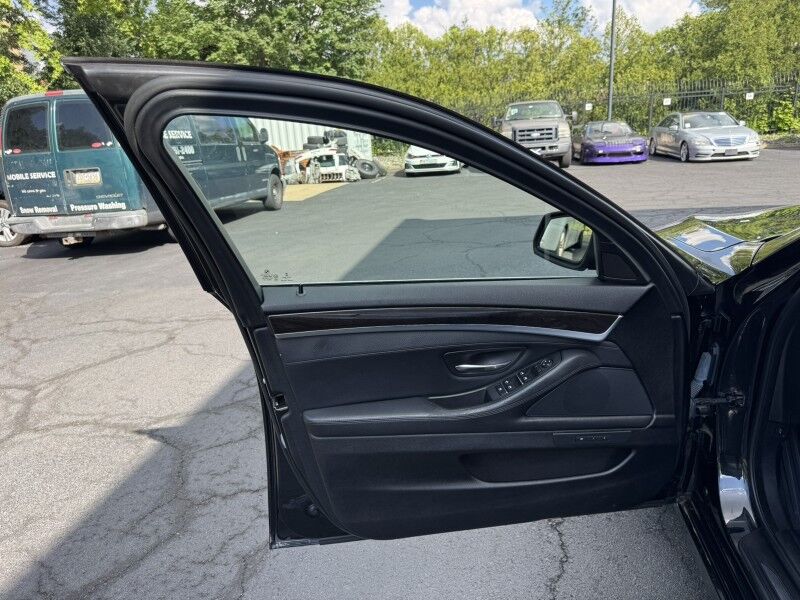 2016 BMW 528i xDrive Willow Grove PA
