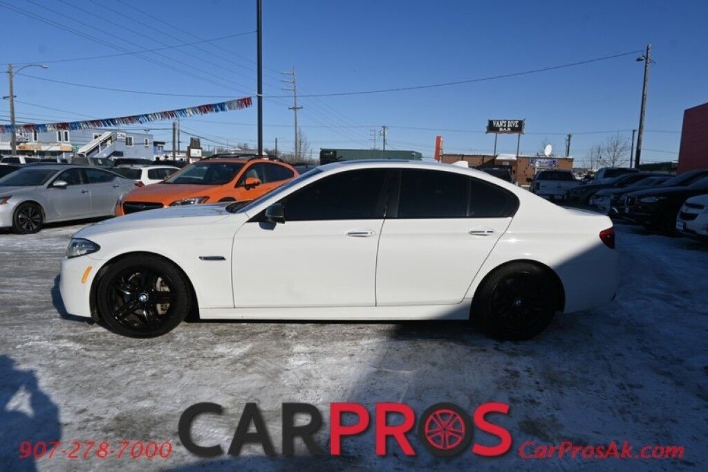 2016 BMW 550i xDrive AWD - M Sport - 4.4L V8 - Cold Weather & Sport Pkg - Front & Rear Heated Seats - Heated Steering Wheel - Navigation - Bluetooth - Harman/Kardon Speakers - Backup Camera - Sunroof - Soft Close Doors