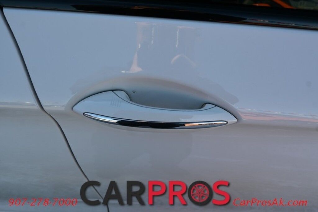 2016 BMW 550i xDrive AWD - M Sport - 4.4L V8 - Cold Weather & Sport Pkg - Front & Rear Heated Seats - Heated Steering Wheel - Navigation - Bluetooth - Harman/Kardon Speakers - Backup Camera - Sunroof - Soft Close Doors Anchorage AK