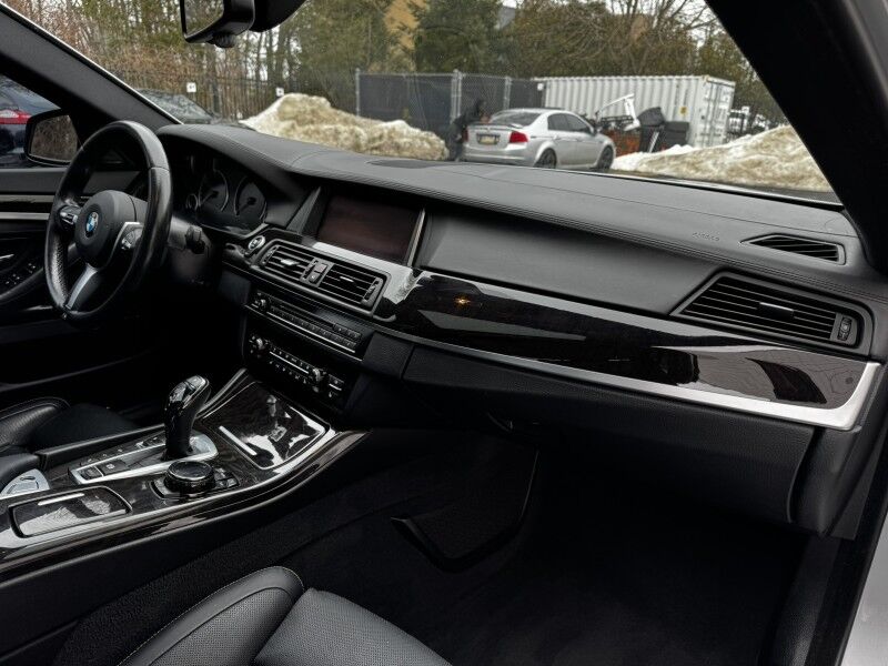 2016 BMW 550i xDrive Willow Grove PA