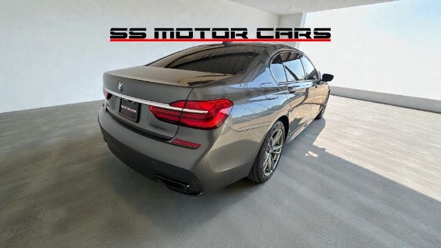 2016 BMW 7-Series 740i