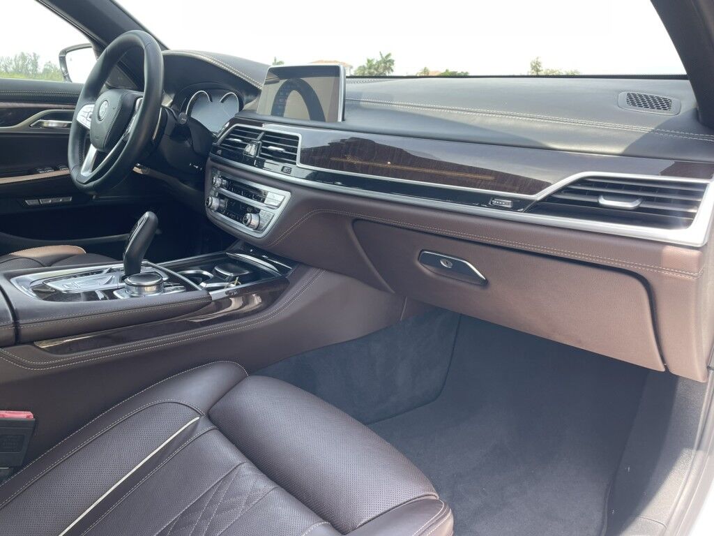 2016 BMW 7 Series 740i~BLUETOOTH~SUNROOF~PARKING SENSORS~PREMIUM SOUND SYSTEM~ONLINE FINANCE AND SHIPPING AVAILABLE!!!! Sarasota FL